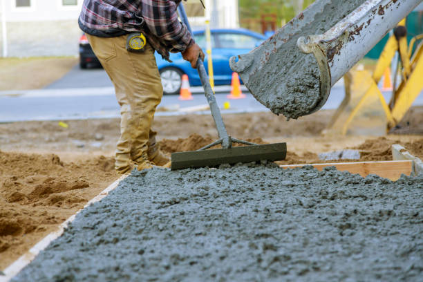Best Concrete Driveway Installation in Freeland, MI